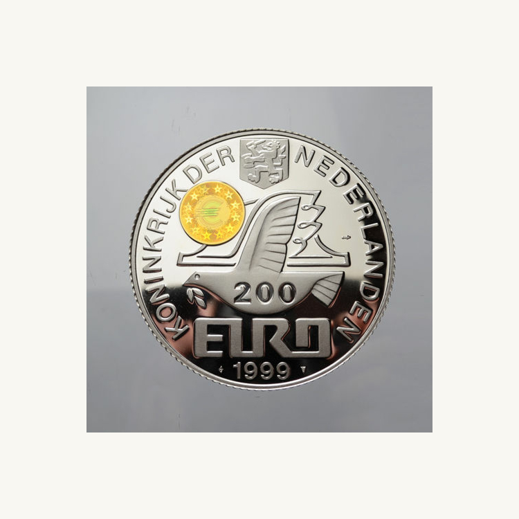 LOT: 6x Zilveren 200 euro muntstuk - 5 troy ounce zilver en 2 gram puur goud