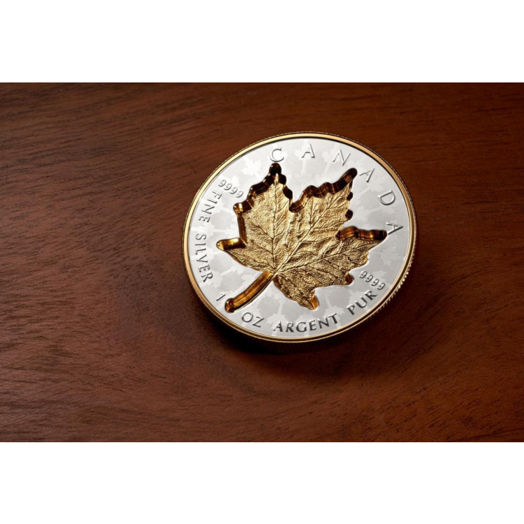 Reliëf 1 troy ounce zilveren munt Super Incuse Maple Leaf 2024