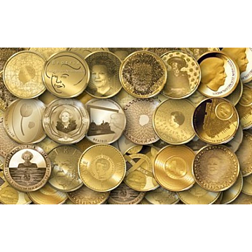 Various golden ten euro coins