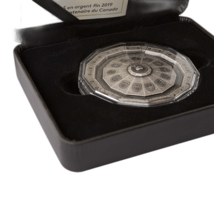 3 Troy ounce zilveren munt De Eeuwige Vlam van Canada 2019 perspectief 3