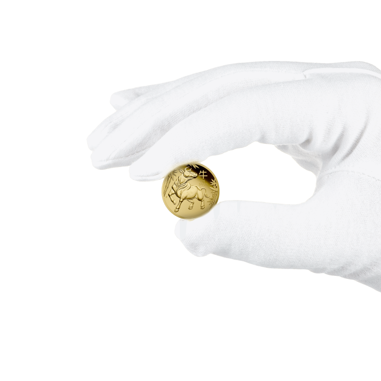 1/4 troy ounce gold coin Lunar 2021 angle 4